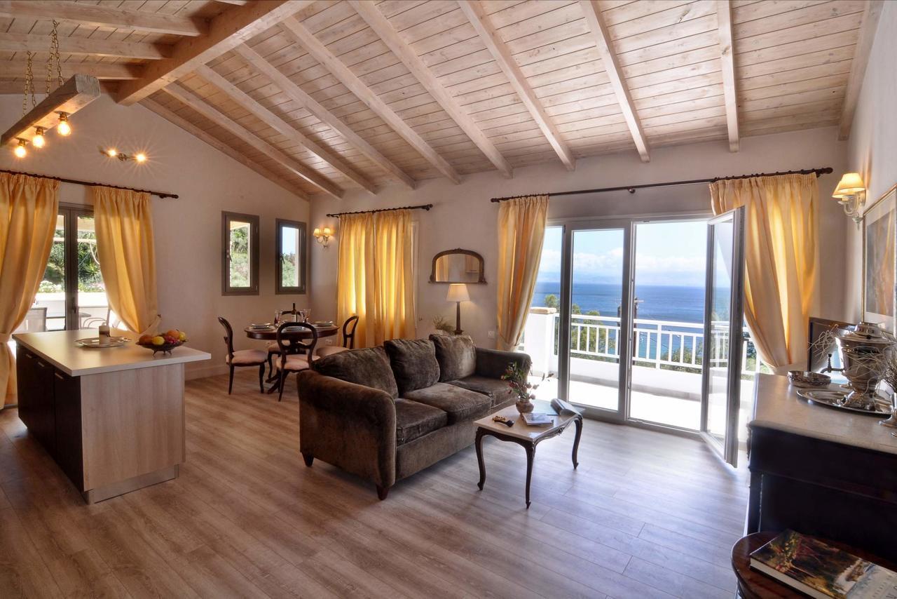 Veroniki Penthouse Deluxe Apartment Agios Ioannis Peristerion Exterior foto